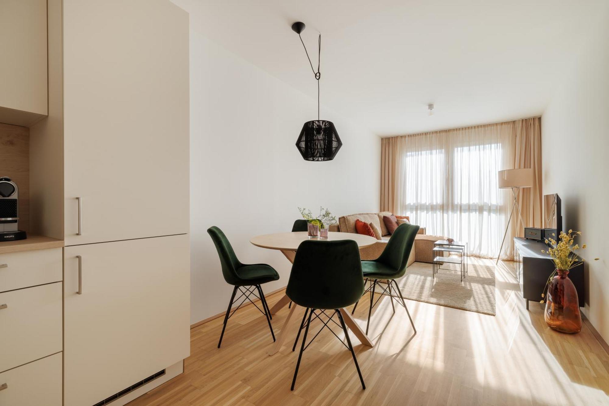 Coho City Apartments Mit Hauseigener Tiefgarage Vienna Luaran gambar