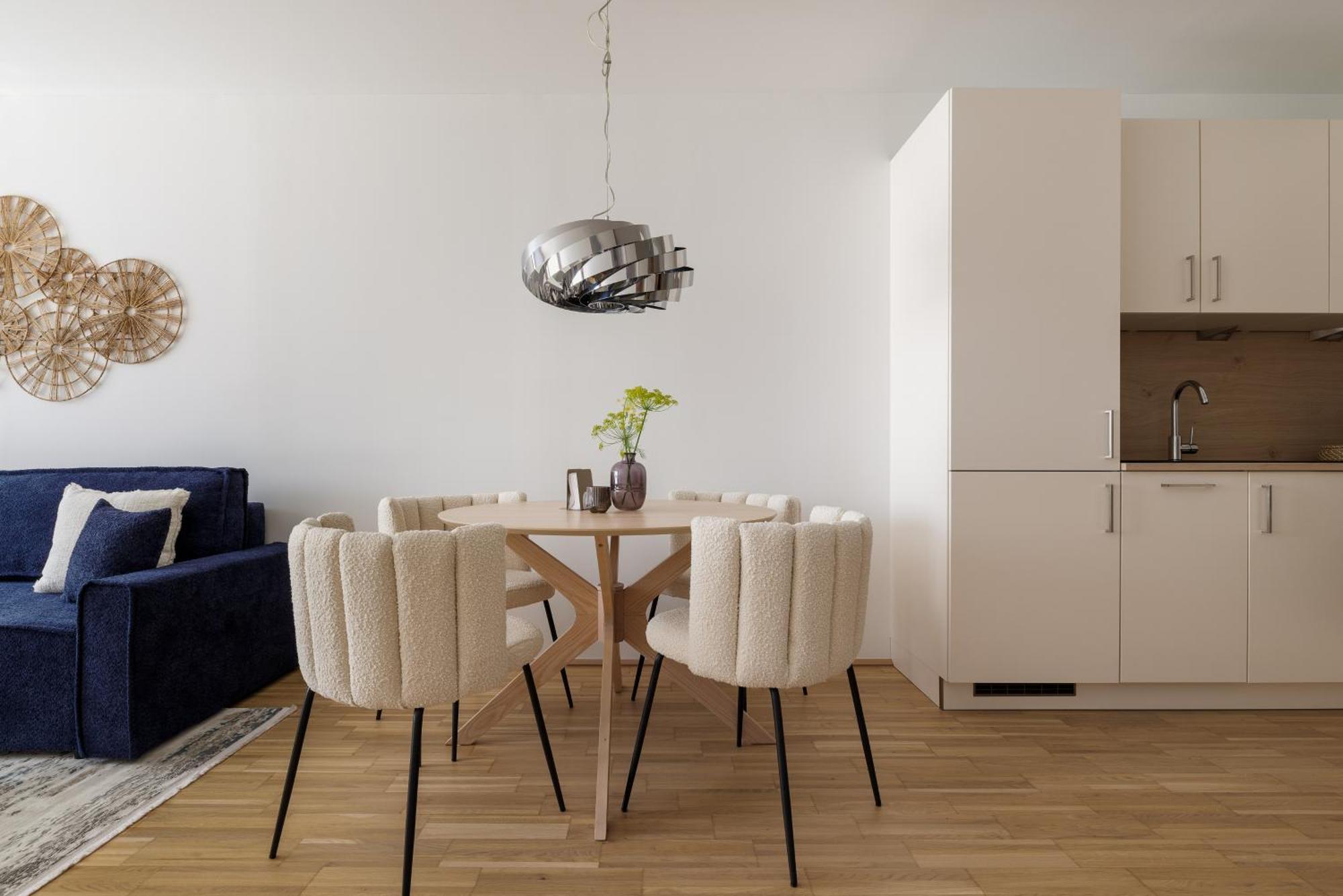 Coho City Apartments Mit Hauseigener Tiefgarage Vienna Luaran gambar