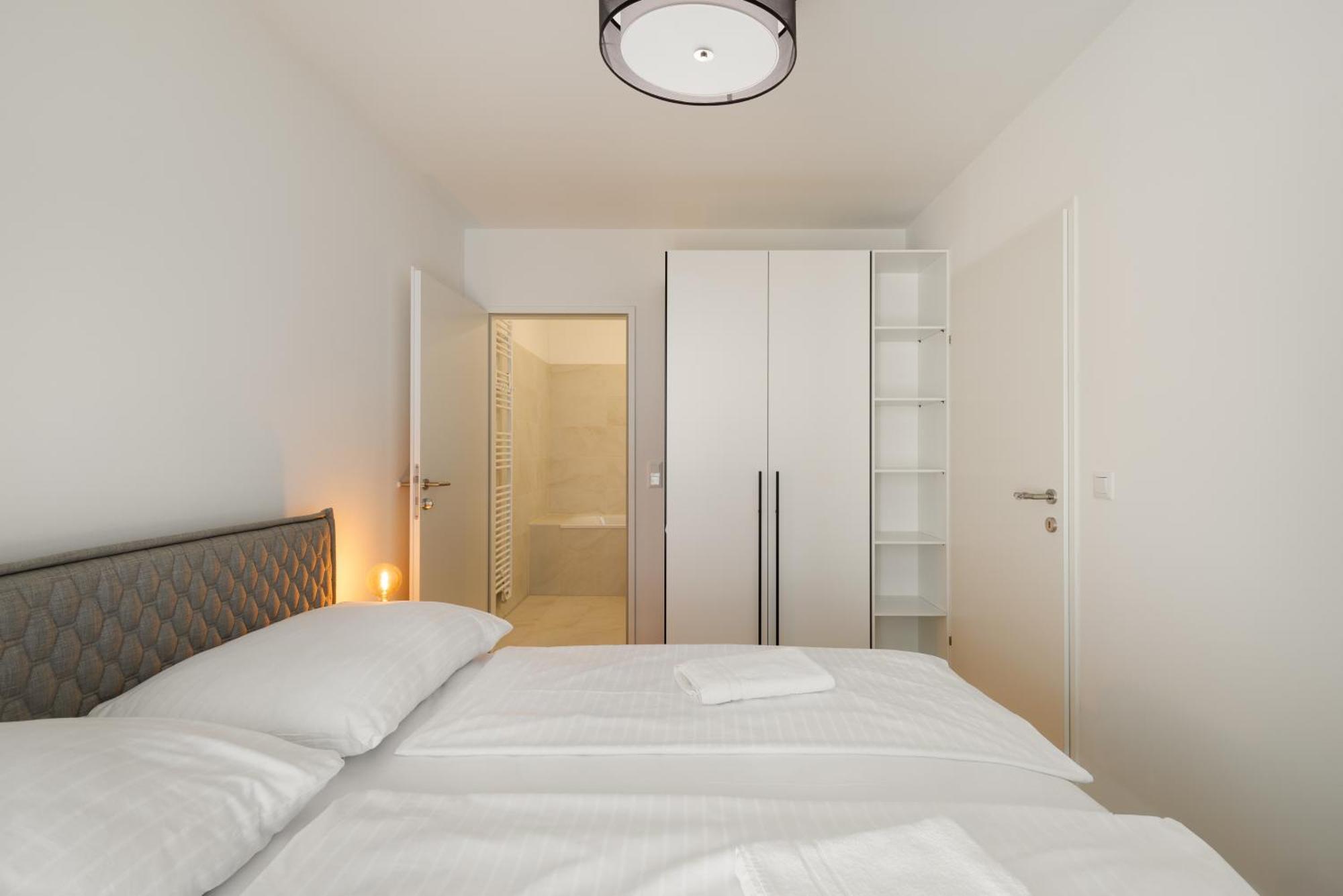 Coho City Apartments Mit Hauseigener Tiefgarage Vienna Luaran gambar