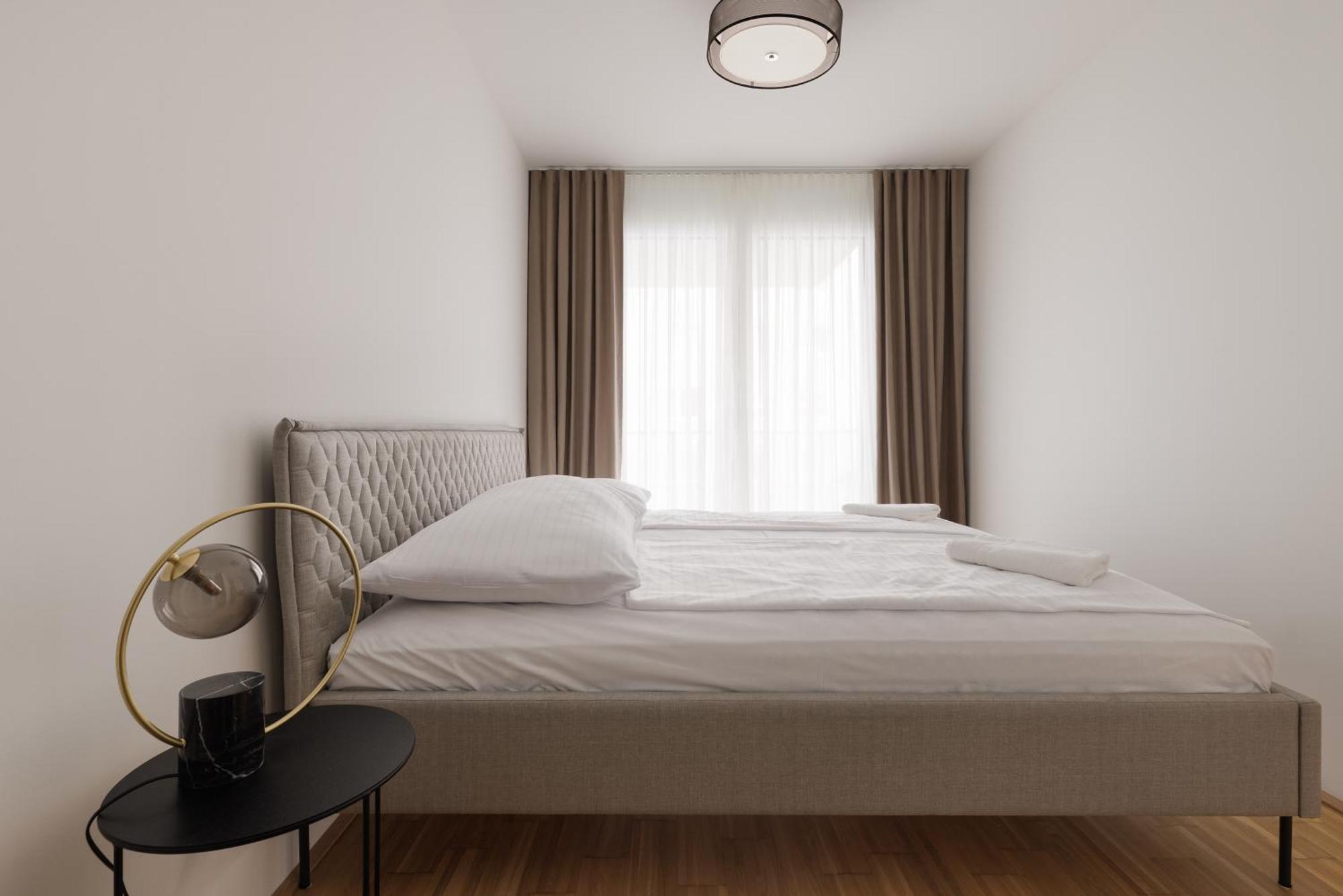 Coho City Apartments Mit Hauseigener Tiefgarage Vienna Luaran gambar