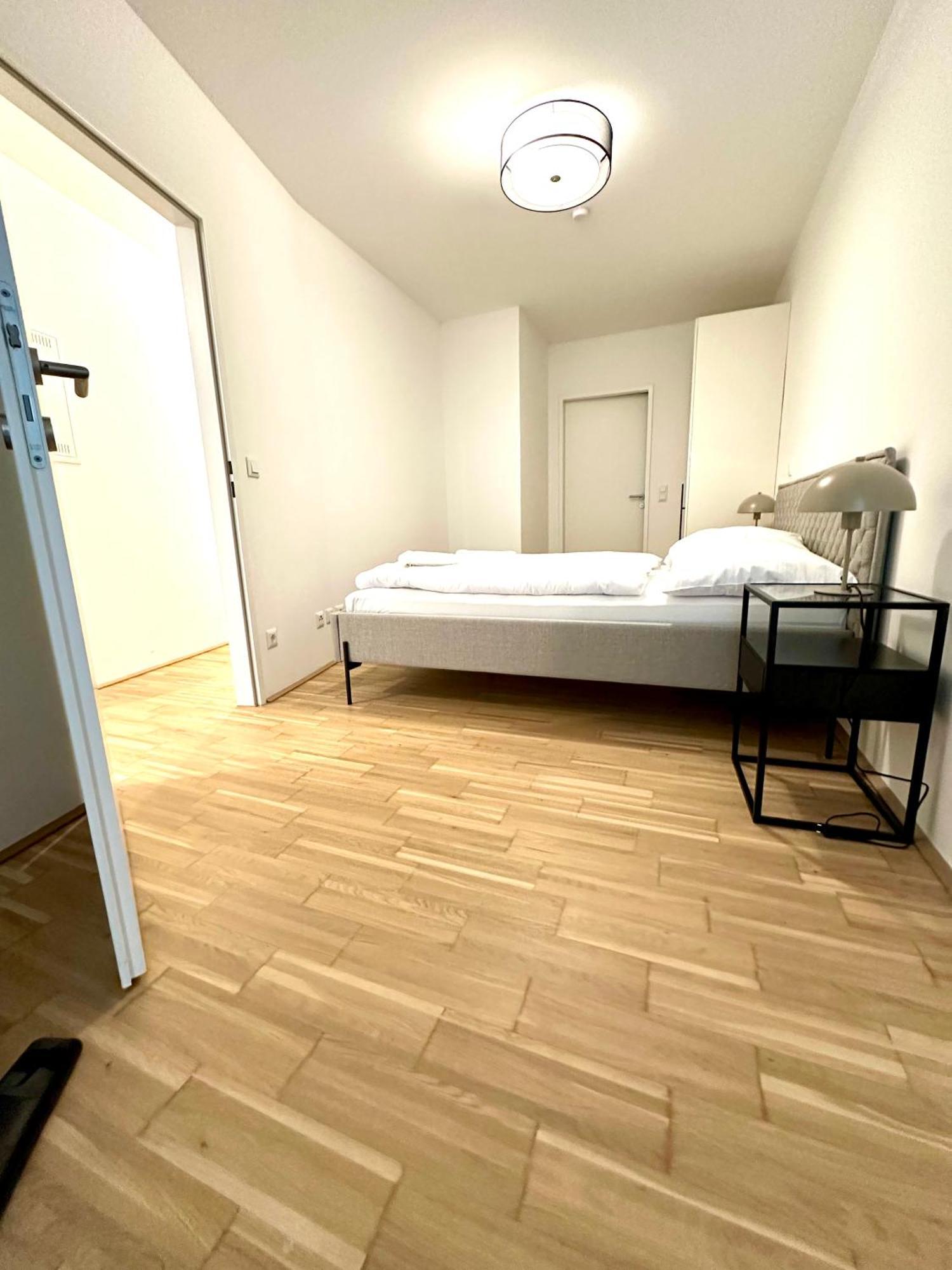 Coho City Apartments Mit Hauseigener Tiefgarage Vienna Luaran gambar