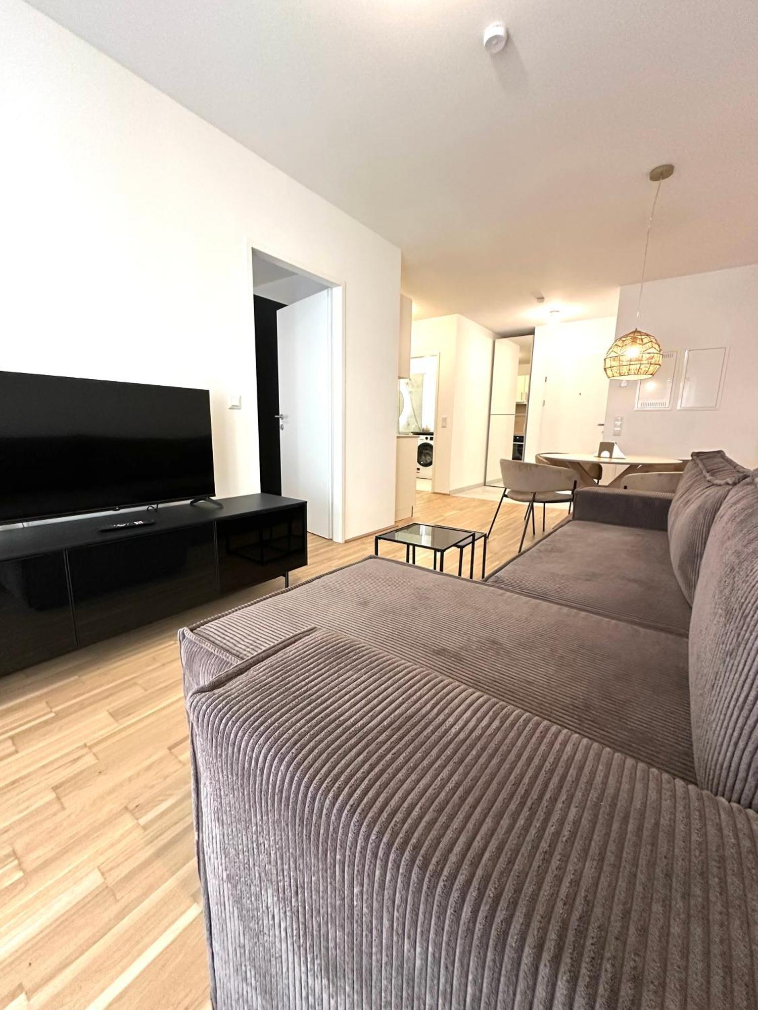 Coho City Apartments Mit Hauseigener Tiefgarage Vienna Luaran gambar
