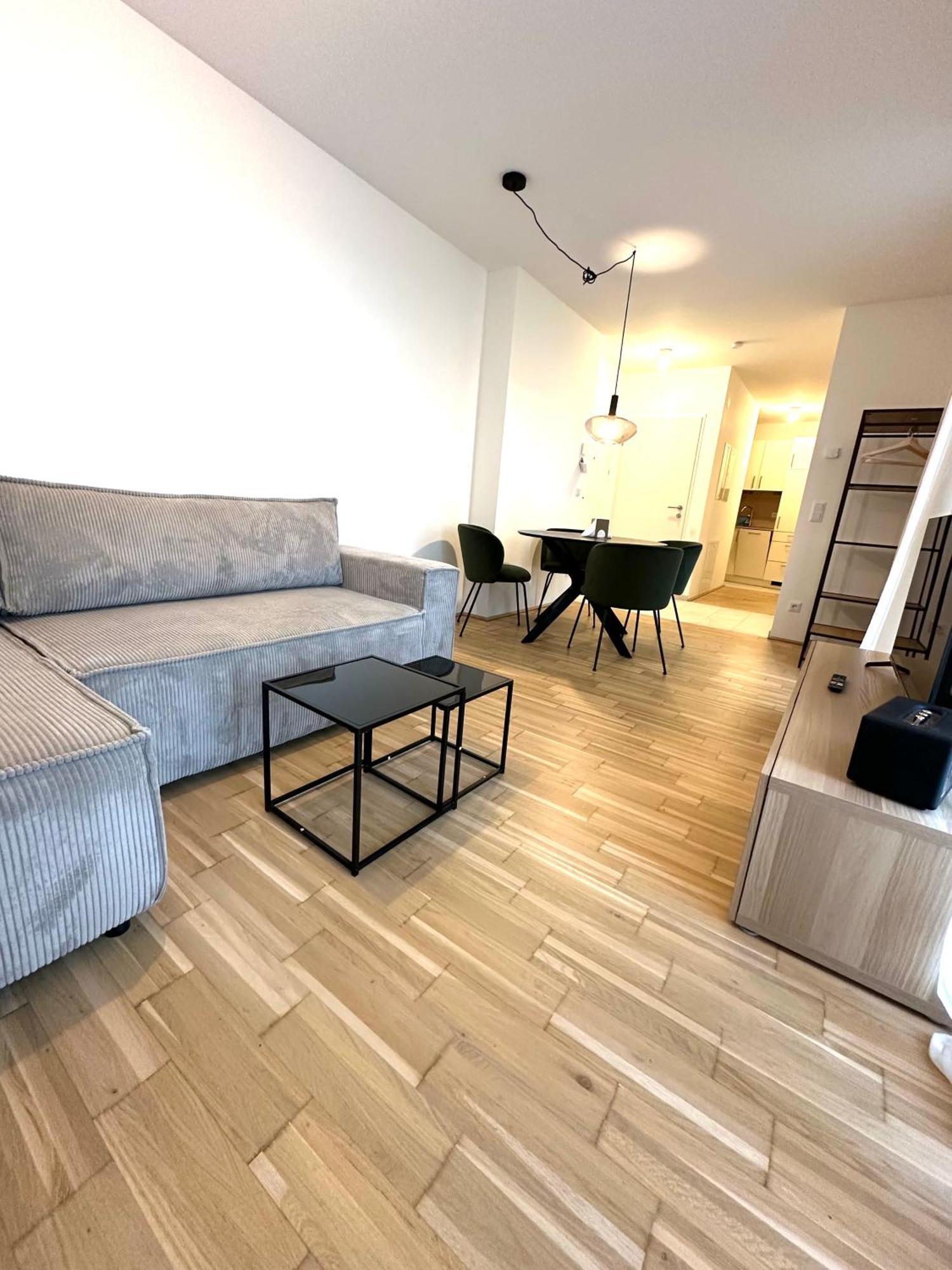 Coho City Apartments Mit Hauseigener Tiefgarage Vienna Luaran gambar