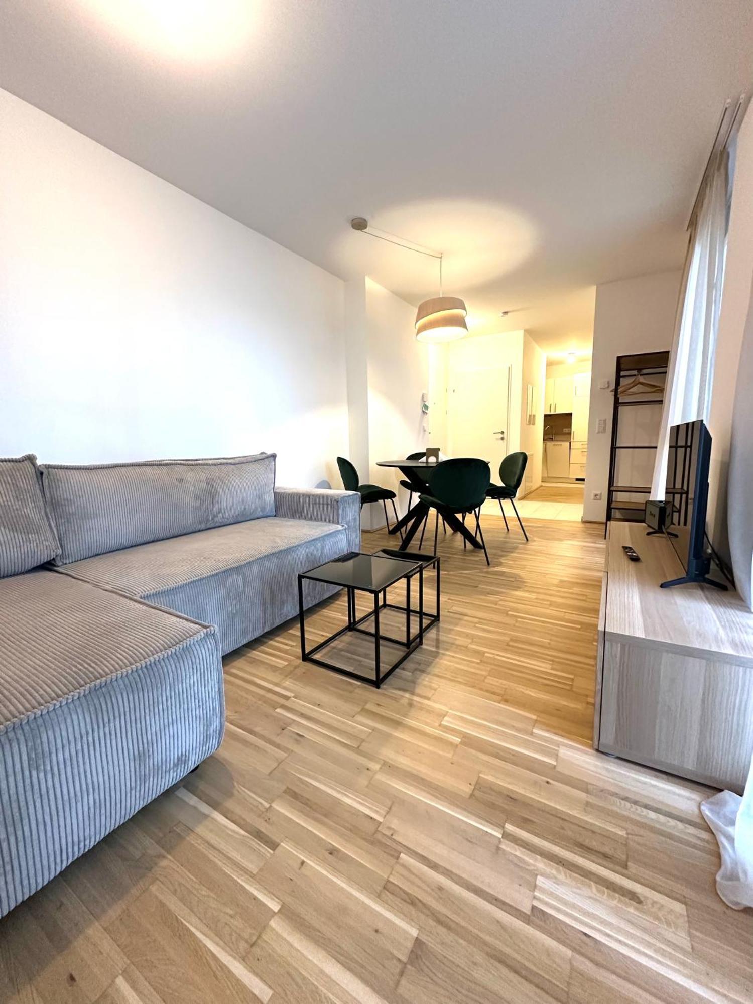 Coho City Apartments Mit Hauseigener Tiefgarage Vienna Luaran gambar