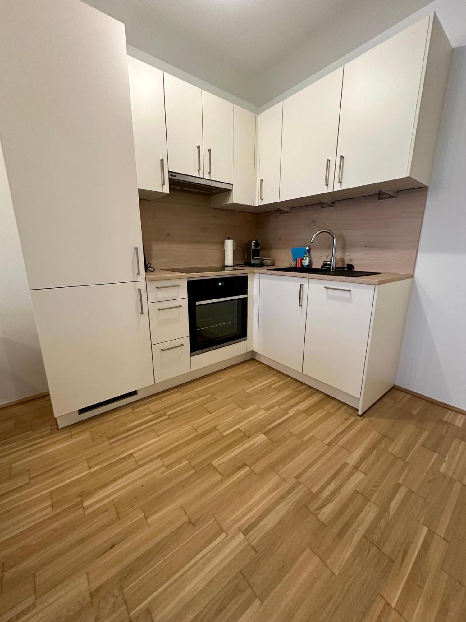 Coho City Apartments Mit Hauseigener Tiefgarage Vienna Luaran gambar