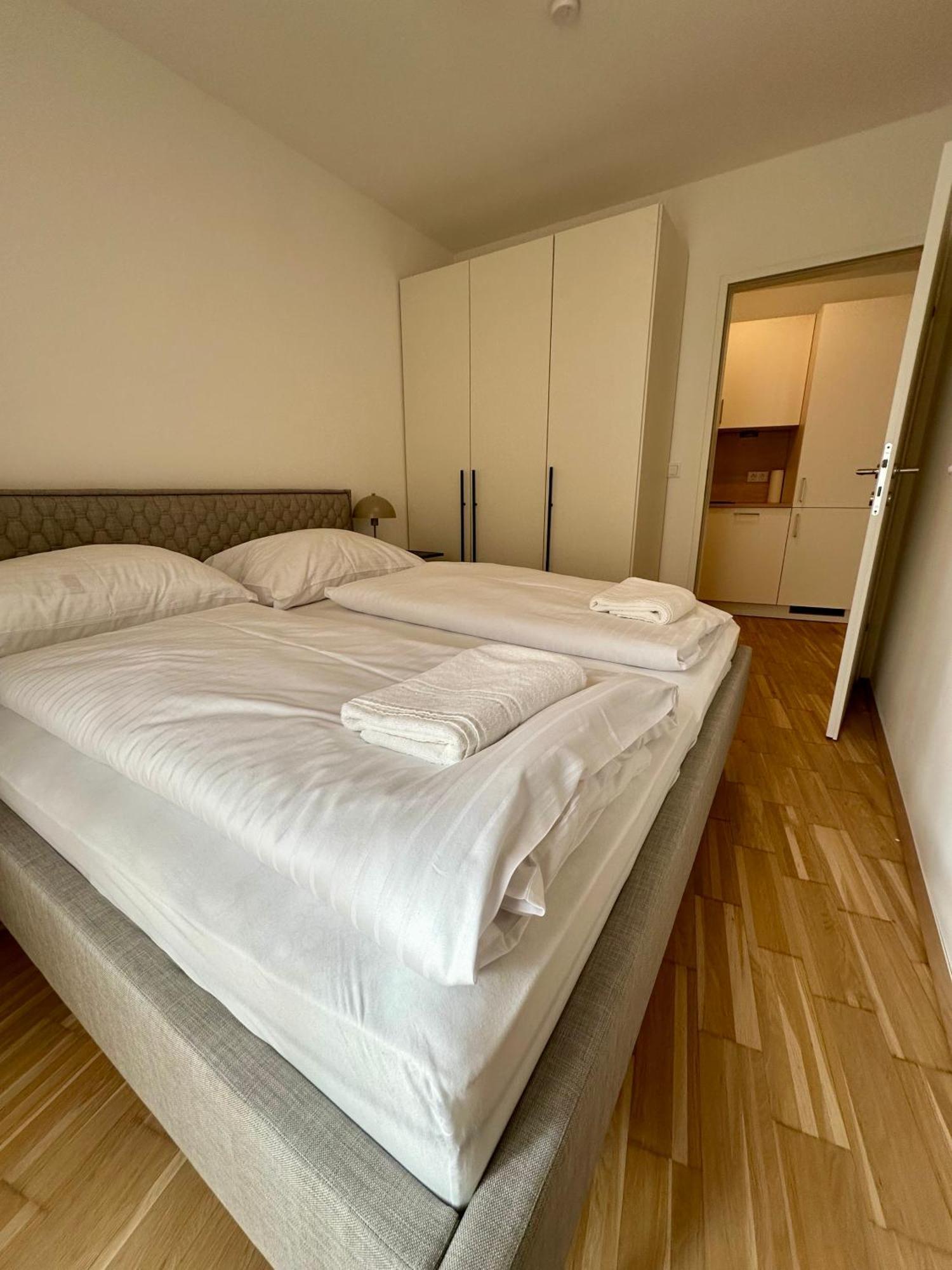 Coho City Apartments Mit Hauseigener Tiefgarage Vienna Luaran gambar