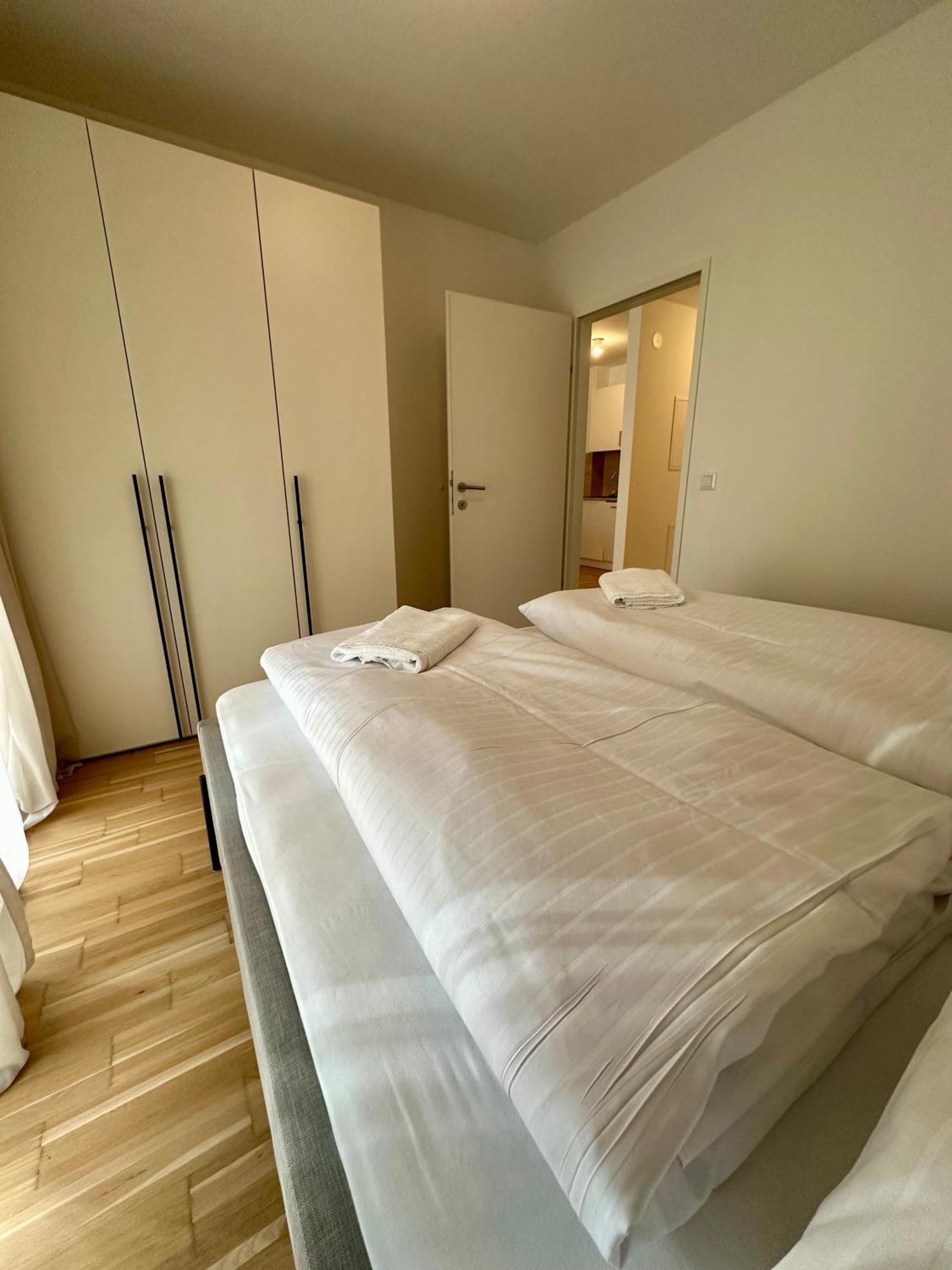 Coho City Apartments Mit Hauseigener Tiefgarage Vienna Luaran gambar