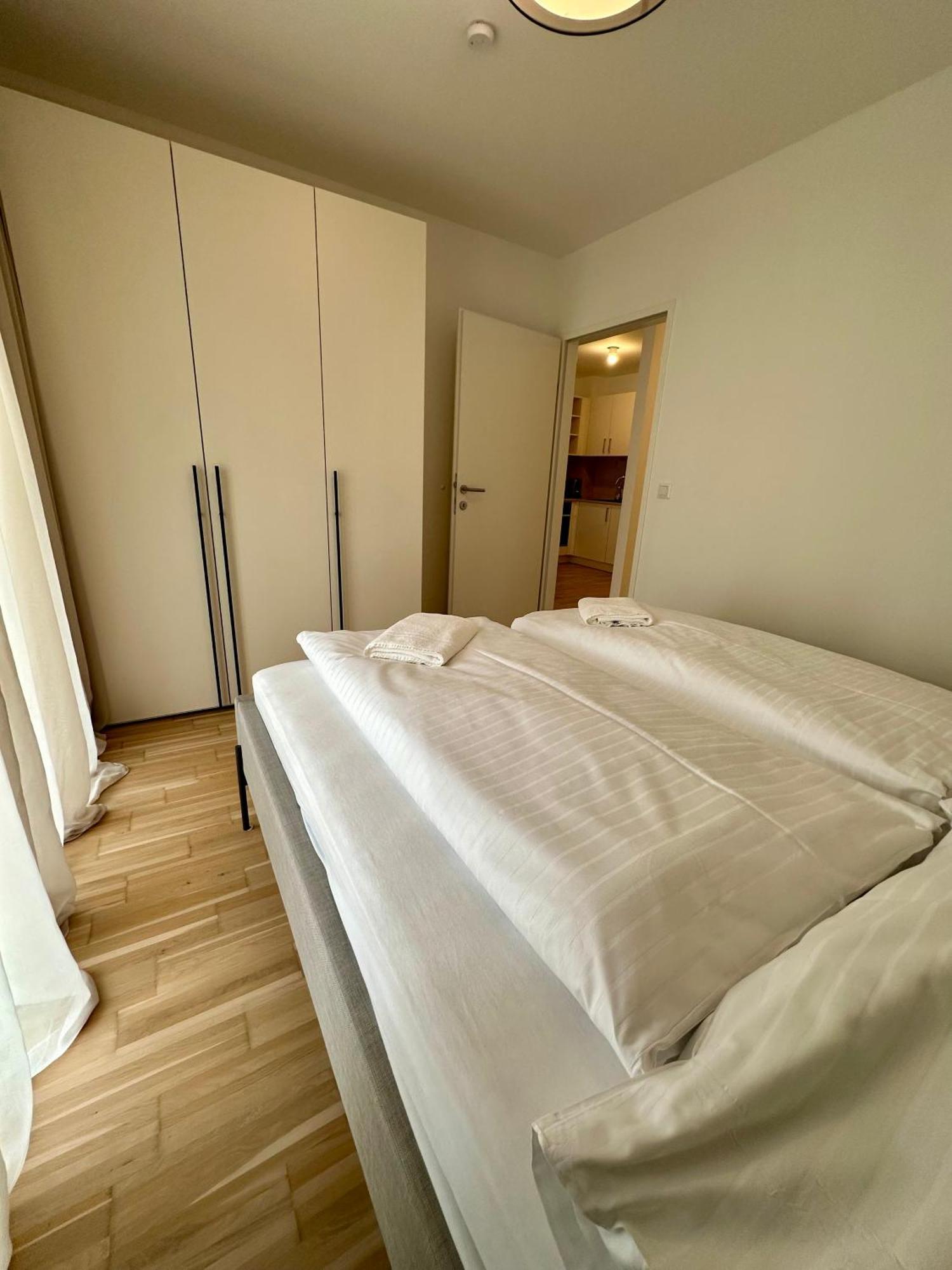 Coho City Apartments Mit Hauseigener Tiefgarage Vienna Luaran gambar